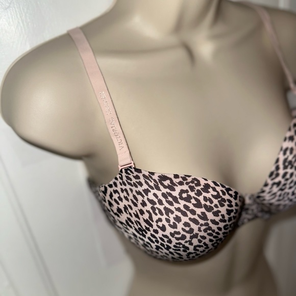 Victoria’s Secret (36C) Cheetah Print Bra - Picture 2 of 5